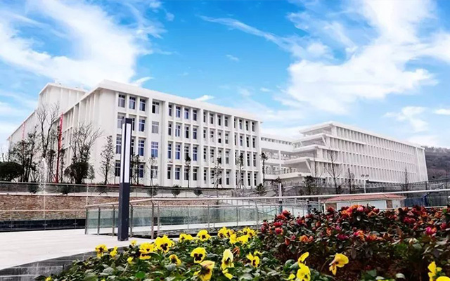 重庆市三峡联合职业大学是中职还是高职?