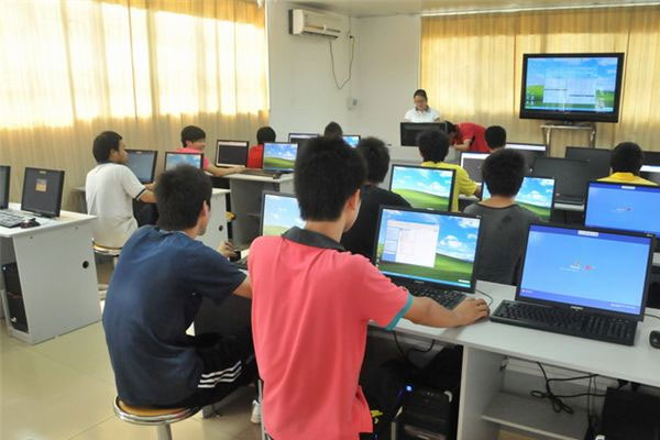 云南省化工学校计算机网络技术专业