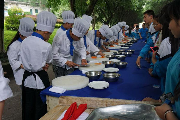 泸州市职业技术学校中餐烹饪与营养膳食