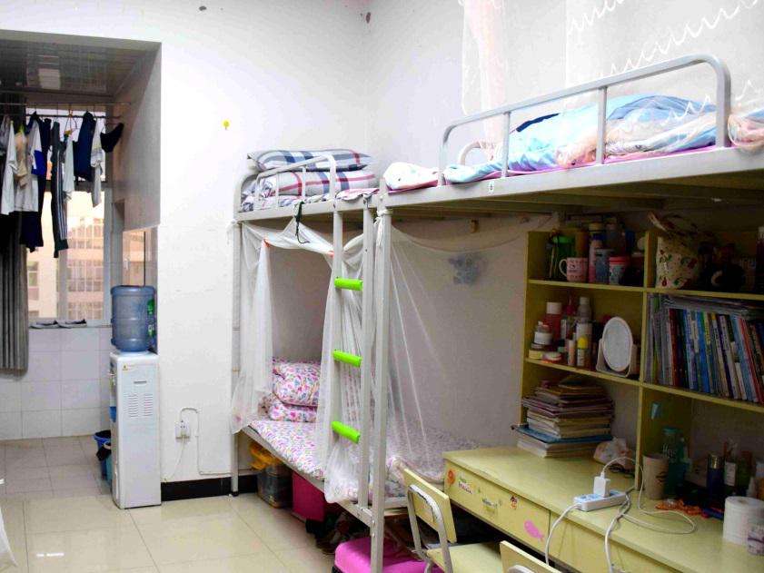 贵州城市职业学院寝室图片
