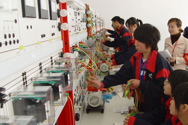 云南民族大学电气自动化技术