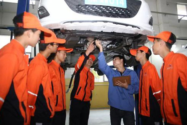 黔南民族职业技术学院汽车运用与维修专业