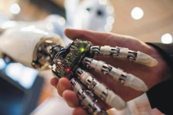 达州凤凰职业技术学校机器人操作与维护专业