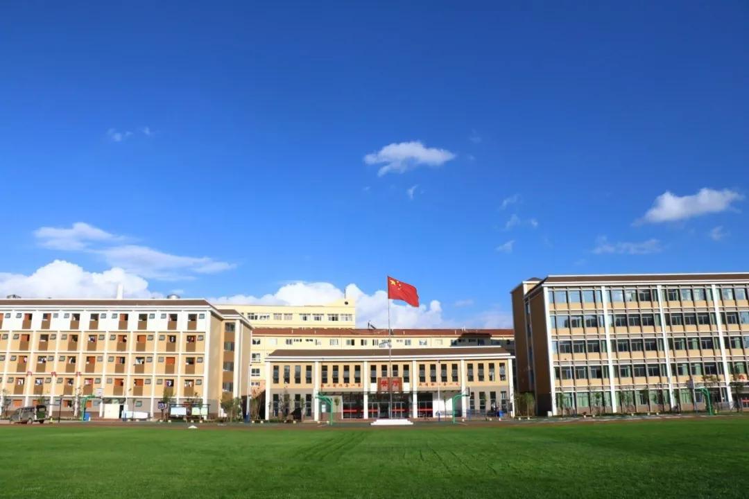 重庆市复旦高中学校怎么样