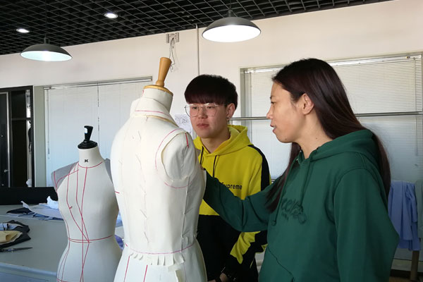 从江县职业技术学校服装设计与工艺