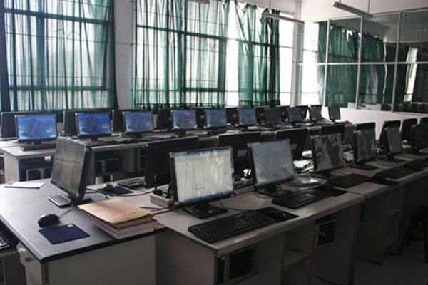 重庆市永川职业教育中心计算机应用专业