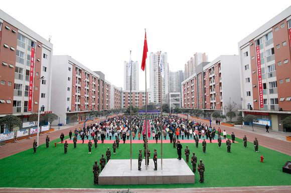中国第五冶金建设公司技工学校宿舍条件|食堂环境
