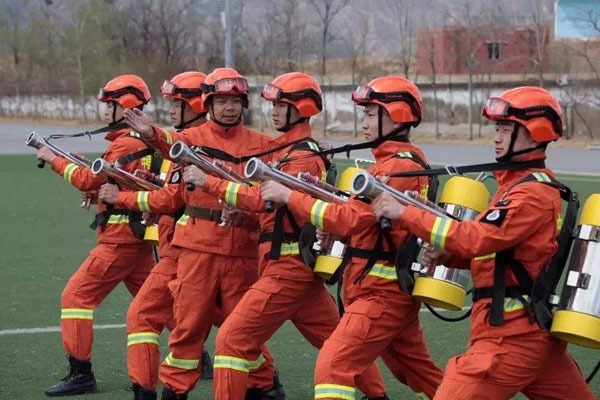云南曲靖应用职业学校旅游服务与管理消防服务与管理方向