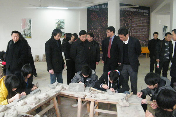 重庆市大足职业教育中心石雕石刻专业