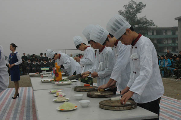 自贡市旅游职业高级中学中餐烹饪与营养膳食