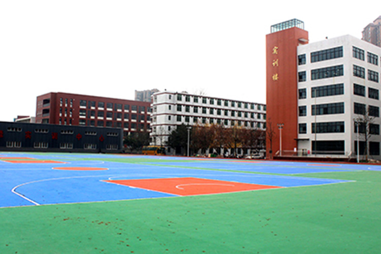 四川省工业贸易学校怎么样好不好？