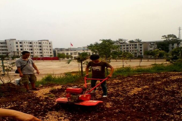 宜宾县柳加职业中学校农业机械使用与维护专业