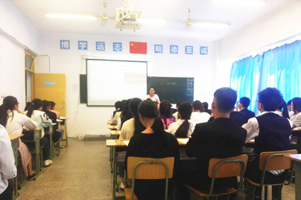 四川国盛技工学校举办青年教师公开课
