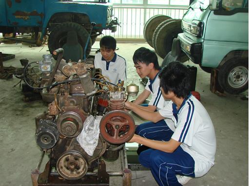 四川矿产机电技师学院汽车维修专业零基础可以学吗