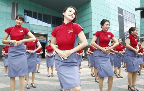 天府新区航空旅游职业学院空中乘务专业是干什么的?