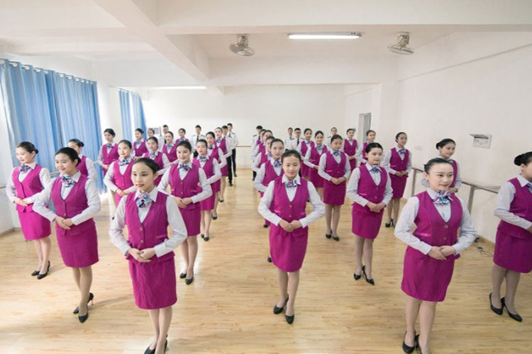 中国五冶大学高新校区航空专业招生条件要求